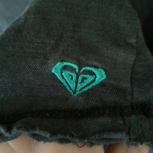 Beautiful Roxy Top🏄🏽‍♀️ - Picture 3 of 5